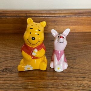 Disney Winnie the Pooh and Piglet Salt and Pepper Shakers